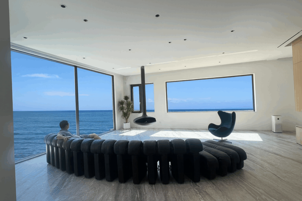 ChatGPT Image Oct 18, 2025, 03_46_53 AM